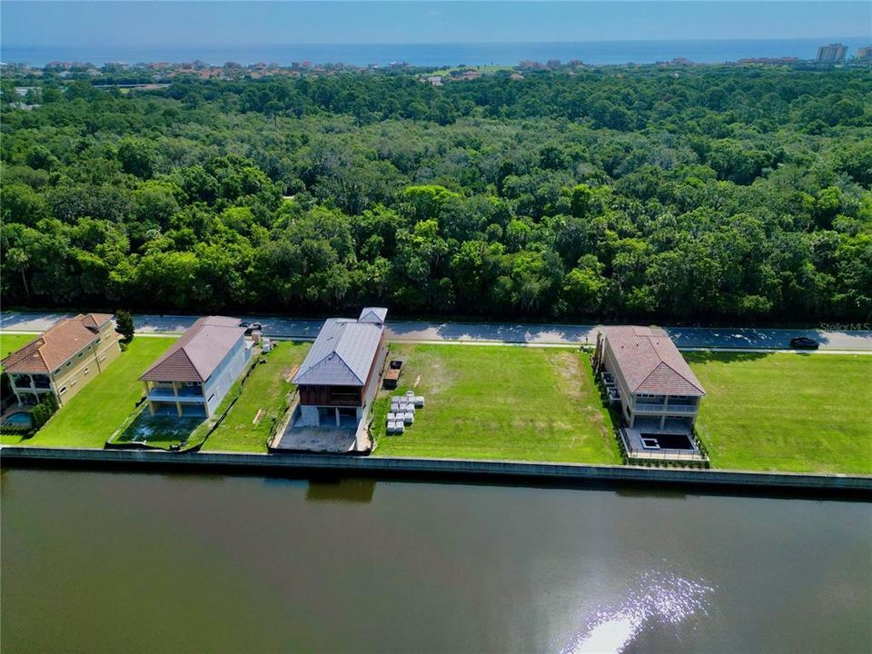 На продажу: $175,000 (0.11 acres)