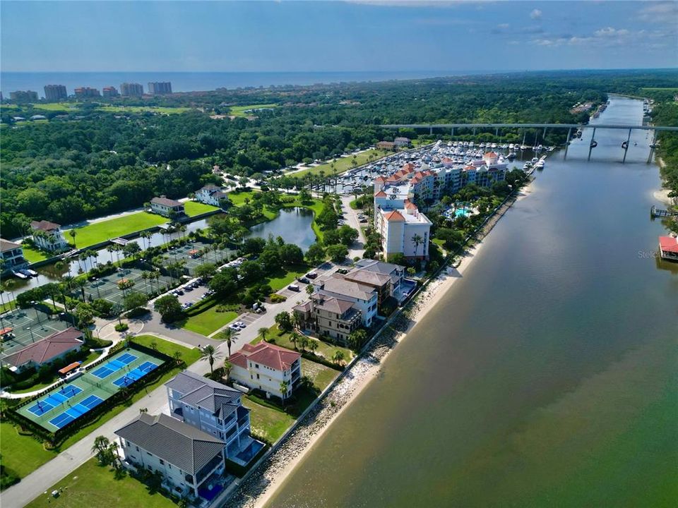 На продажу: $175,000 (0.11 acres)