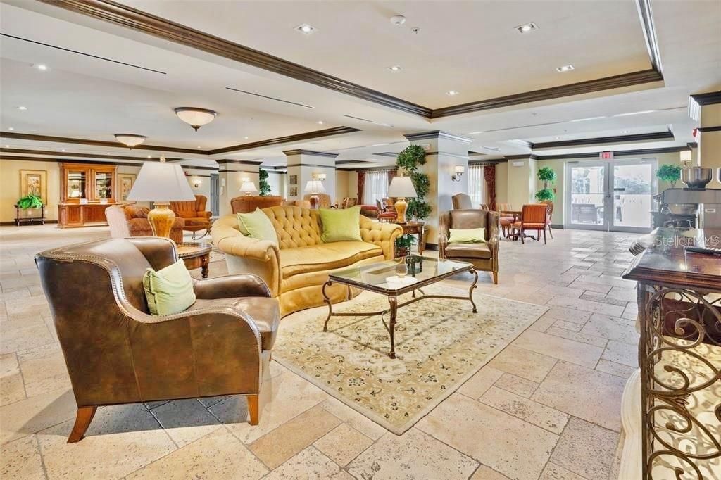 На продажу: $175,000 (0.11 acres)