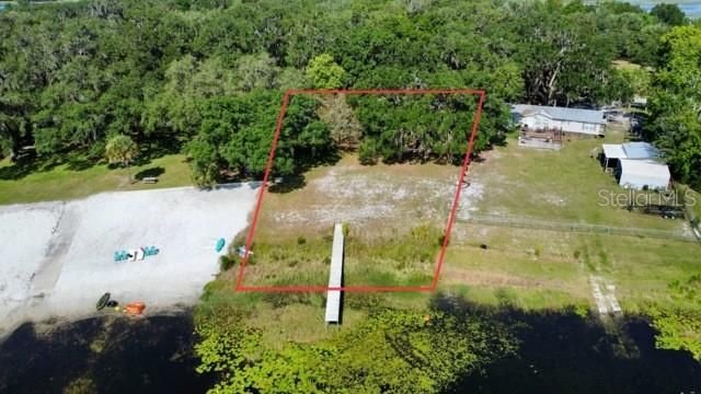 For Sale: $139,900 (2 beds, 1 baths, 672 Square Feet)