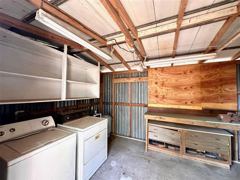 For Sale: $139,900 (2 beds, 1 baths, 672 Square Feet)