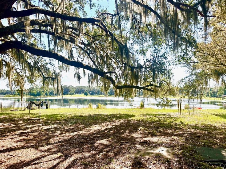 For Sale: $139,900 (2 beds, 1 baths, 672 Square Feet)