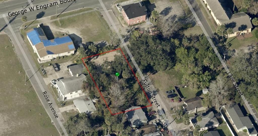 На продажу: $85,000 (0.26 acres)