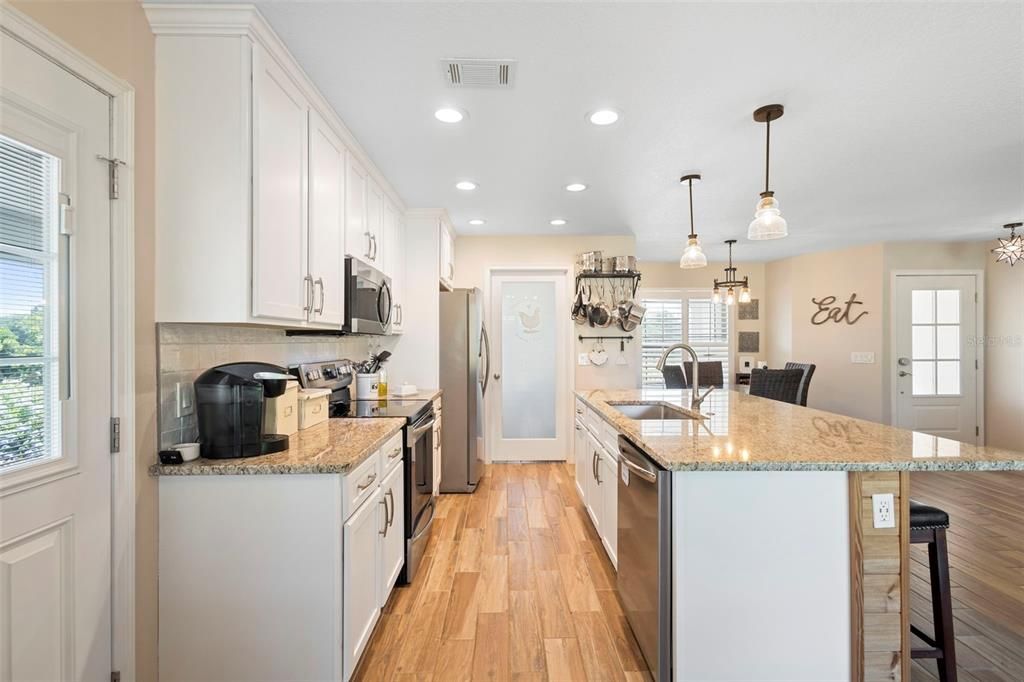 En Venta: $1,295,000 (3 camas, 4 baños, 3313 Pies cuadrados)