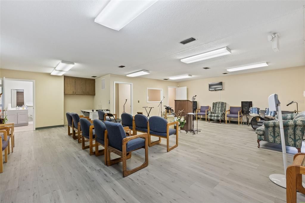 For Sale: $1,200,000 (0 beds, 0 baths, 14195 Square Feet)