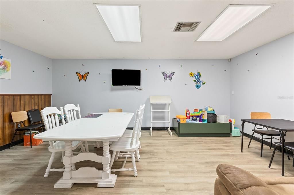 For Sale: $1,200,000 (0 beds, 0 baths, 14195 Square Feet)