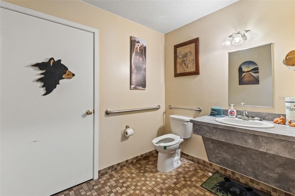 For Sale: $1,200,000 (0 beds, 0 baths, 14195 Square Feet)