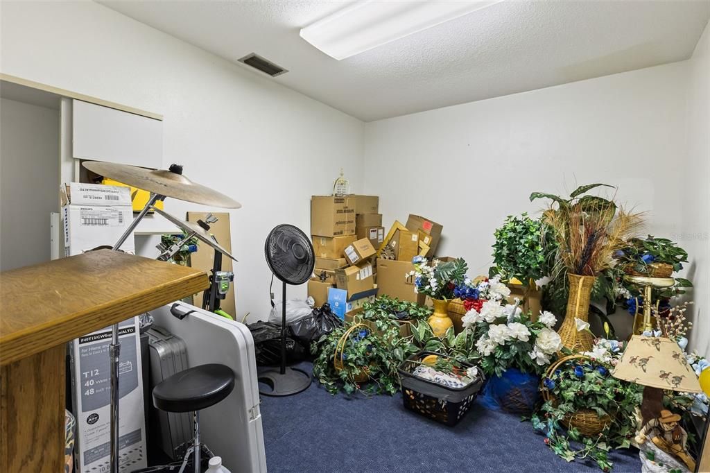 For Sale: $1,200,000 (0 beds, 0 baths, 14195 Square Feet)