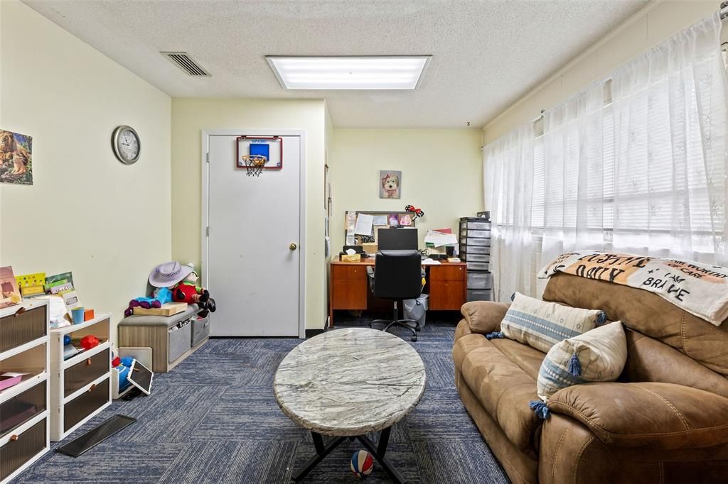 For Sale: $1,200,000 (0 beds, 0 baths, 14195 Square Feet)