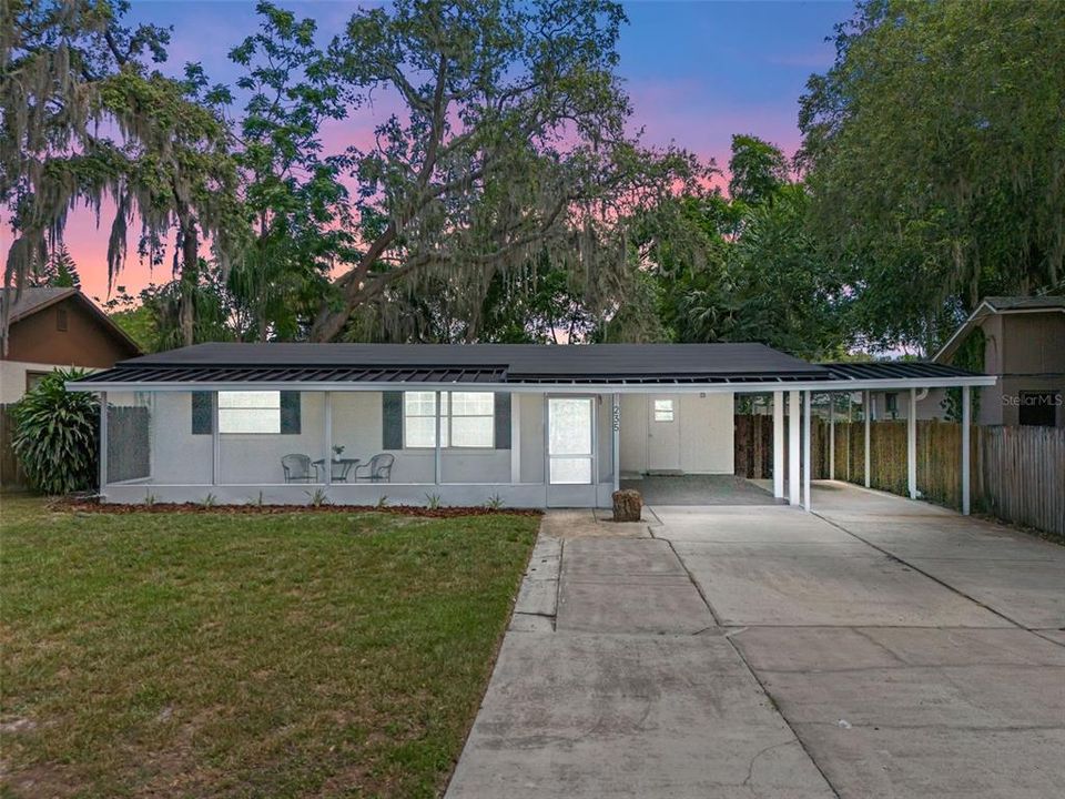 Vendido Recientemente: $299,990 (3 camas, 2 baños, 1301 Pies cuadrados)