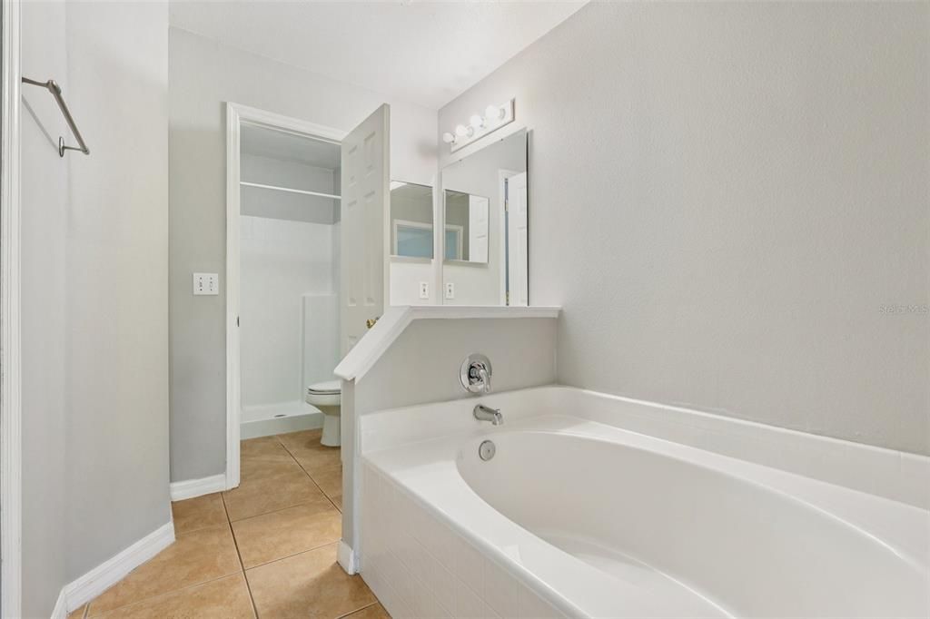 Active With Contract: $365,000 (3 beds, 2 baths, 1264 Square Feet)