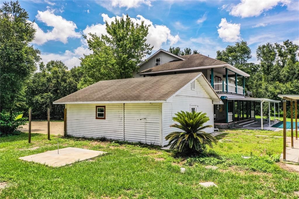 Под контрактом: $469,900 (4 спален, 4 ванн, 2520 Квадратных фут)