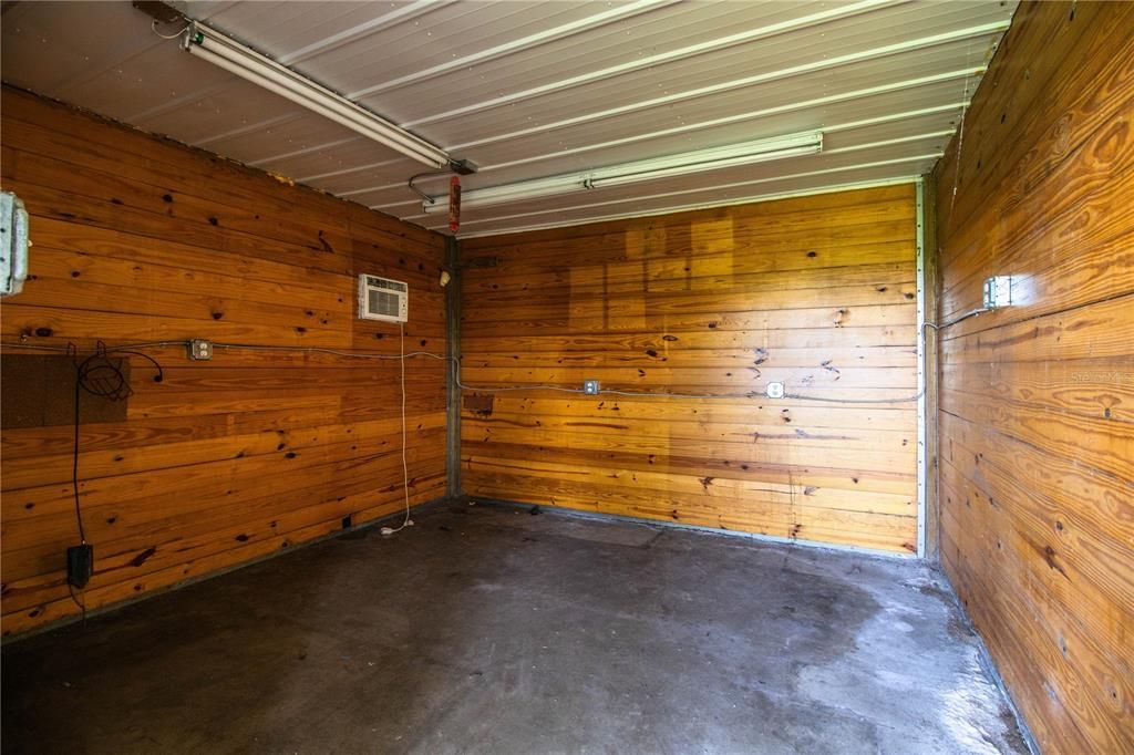 Под контрактом: $469,900 (4 спален, 4 ванн, 2520 Квадратных фут)