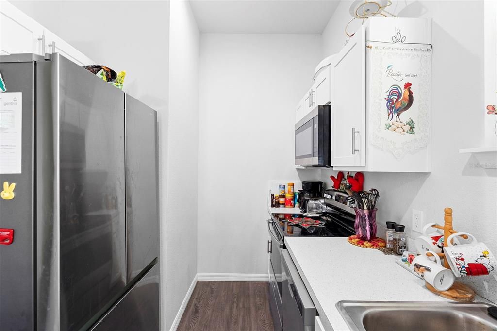 Activo con contrato: $229,500 (2 camas, 2 baños, 1055 Pies cuadrados)