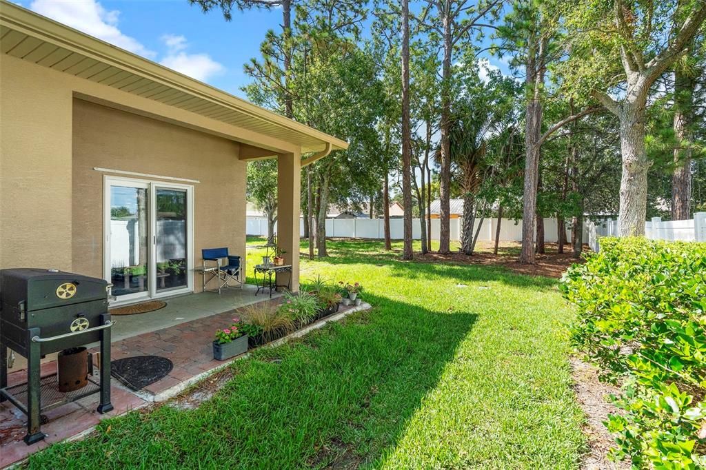 Activo con contrato: $229,500 (2 camas, 2 baños, 1055 Pies cuadrados)