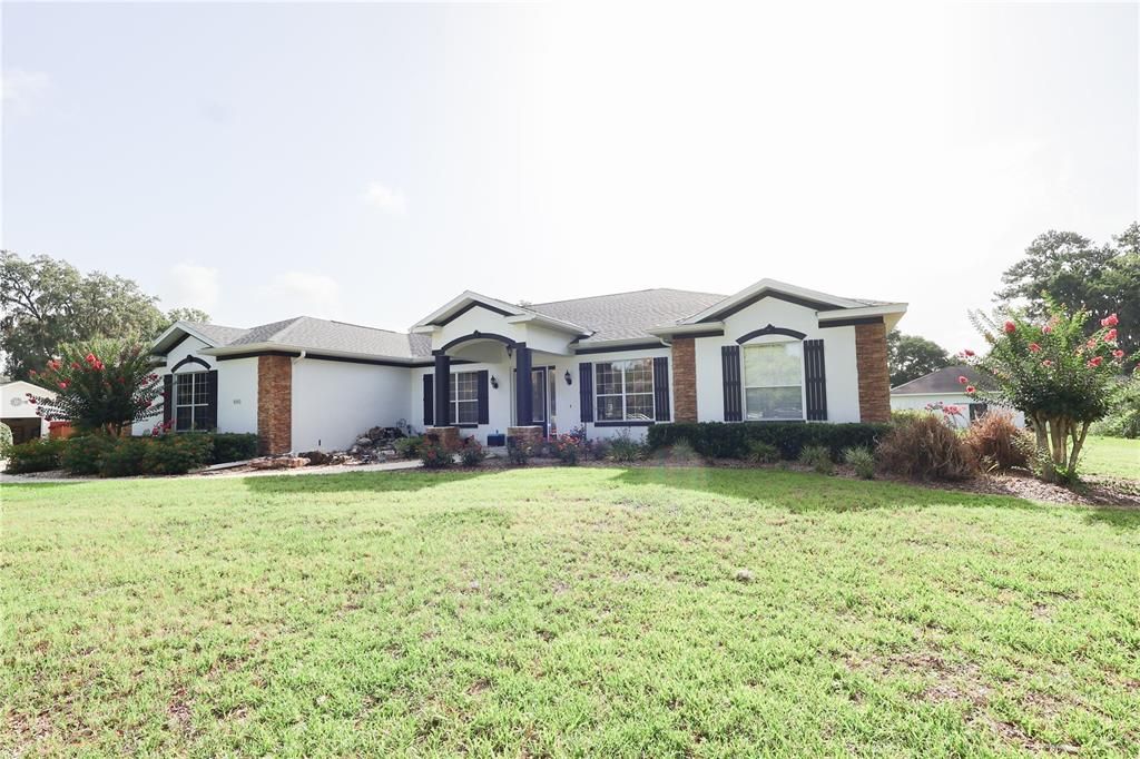 合同活跃: $1,259,000 (7 贝兹, 5 浴室, 4215 平方英尺)