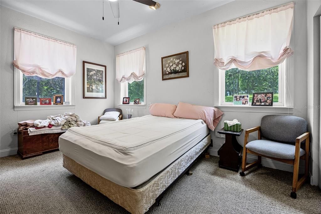 На продажу: $649,989 (4 спален, 3 ванн, 2234 Квадратных фут)