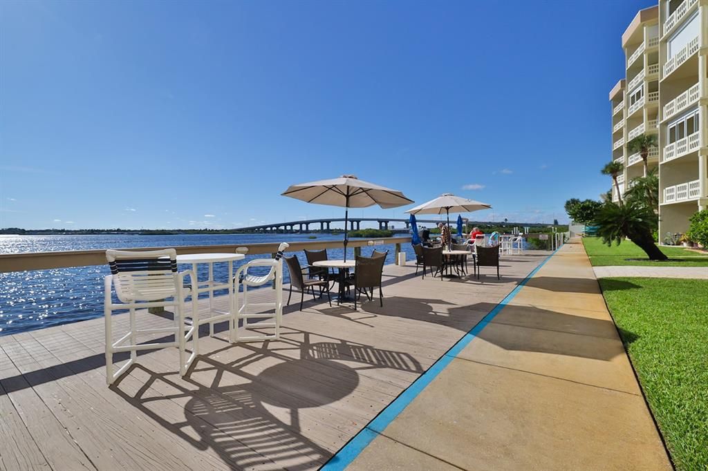 En Venta: $224,000 (1 camas, 1 baños, 964 Pies cuadrados)