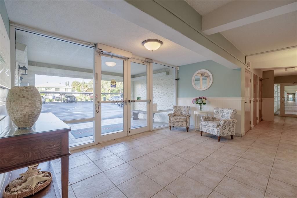 En Venta: $224,000 (1 camas, 1 baños, 964 Pies cuadrados)