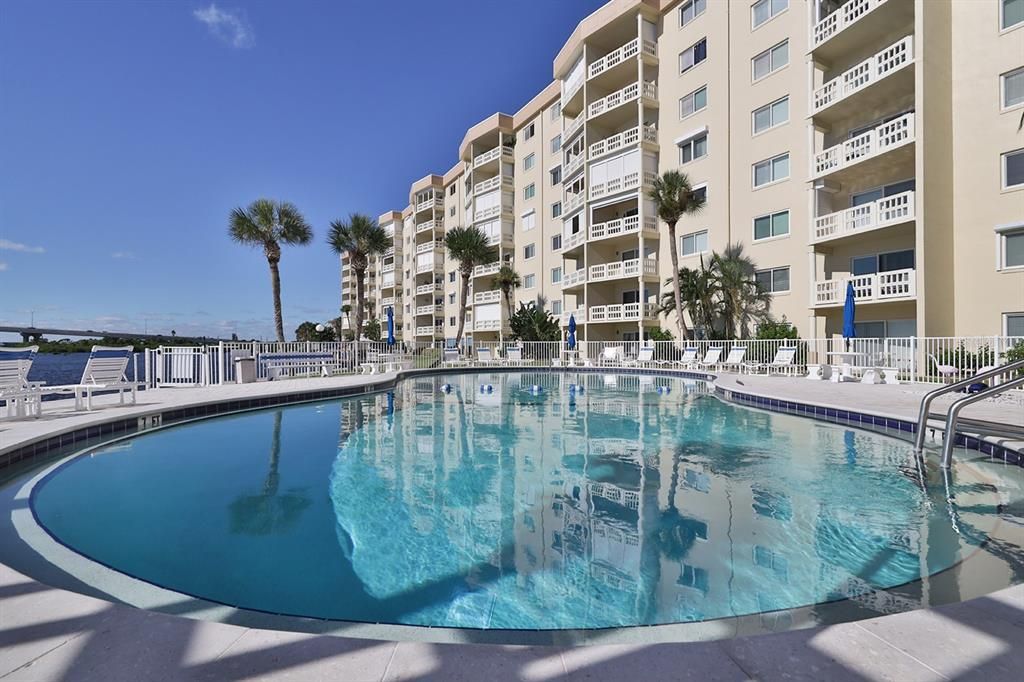 En Venta: $224,000 (1 camas, 1 baños, 964 Pies cuadrados)