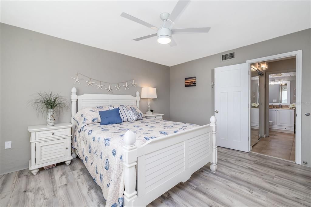 En Venta: $224,000 (1 camas, 1 baños, 964 Pies cuadrados)