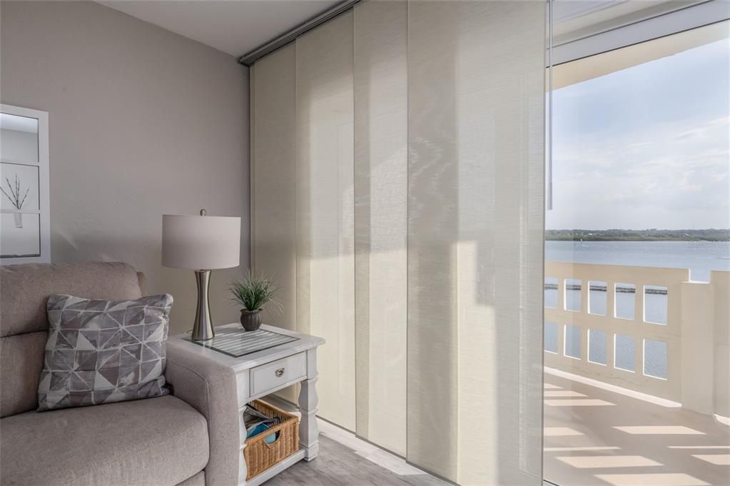 En Venta: $224,000 (1 camas, 1 baños, 964 Pies cuadrados)