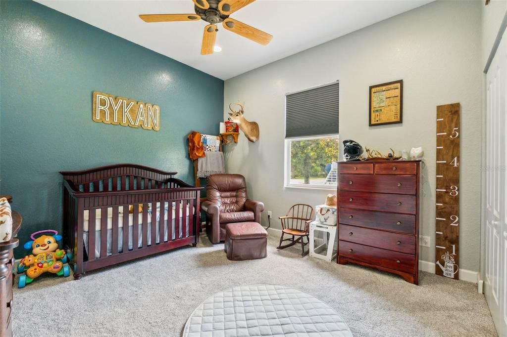 For Sale: $1,050,000 (3 beds, 2 baths, 1800 Square Feet)