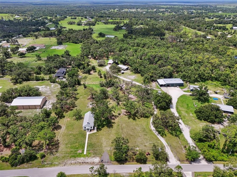 For Sale: $1,050,000 (3 beds, 2 baths, 1800 Square Feet)