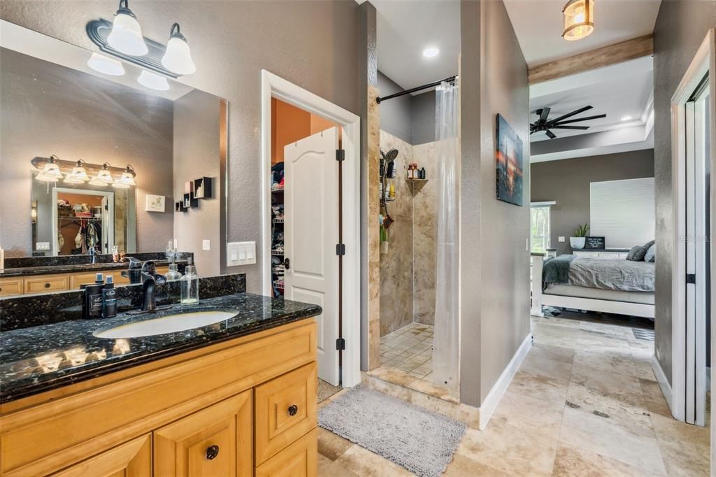 For Sale: $1,050,000 (3 beds, 2 baths, 1800 Square Feet)