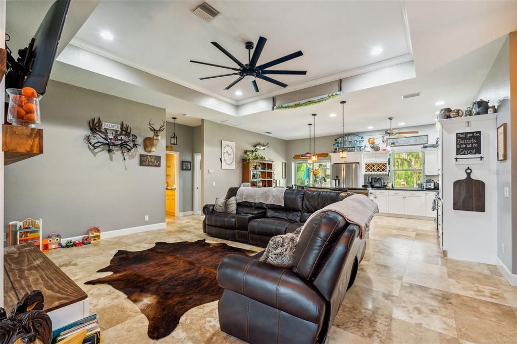 For Sale: $1,050,000 (3 beds, 2 baths, 1800 Square Feet)