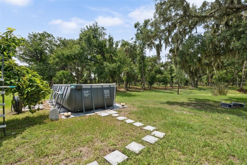 For Sale: $1,050,000 (3 beds, 2 baths, 1800 Square Feet)