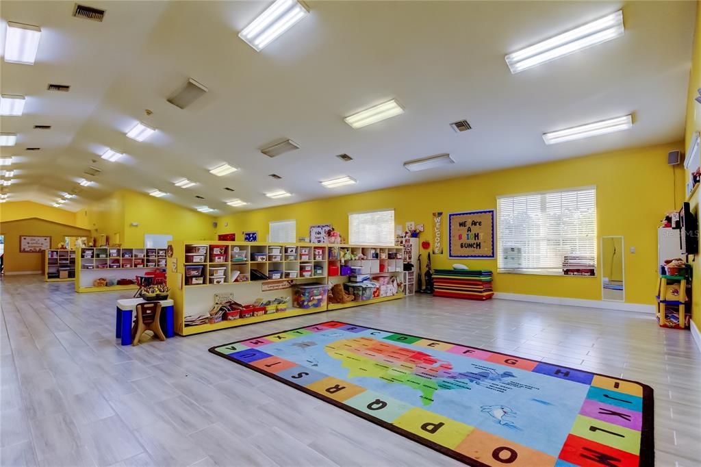 待售: $2,495,000 (0 贝兹, 0 浴室, 5500 平方英尺)