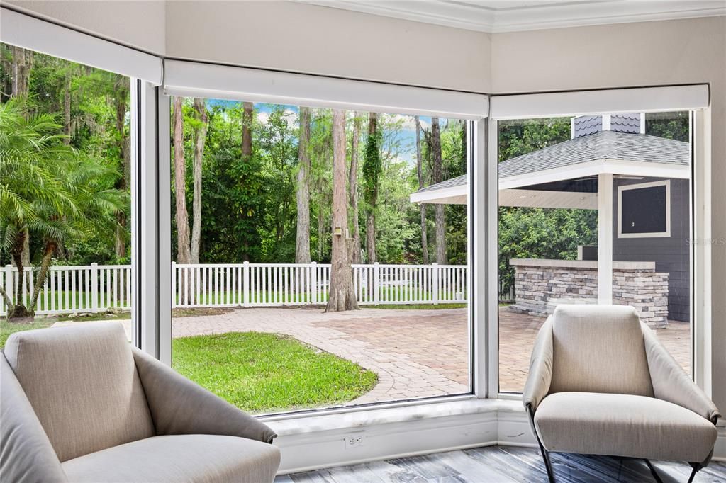 For Sale: $1,395,000 (4 beds, 3 baths, 4071 Square Feet)