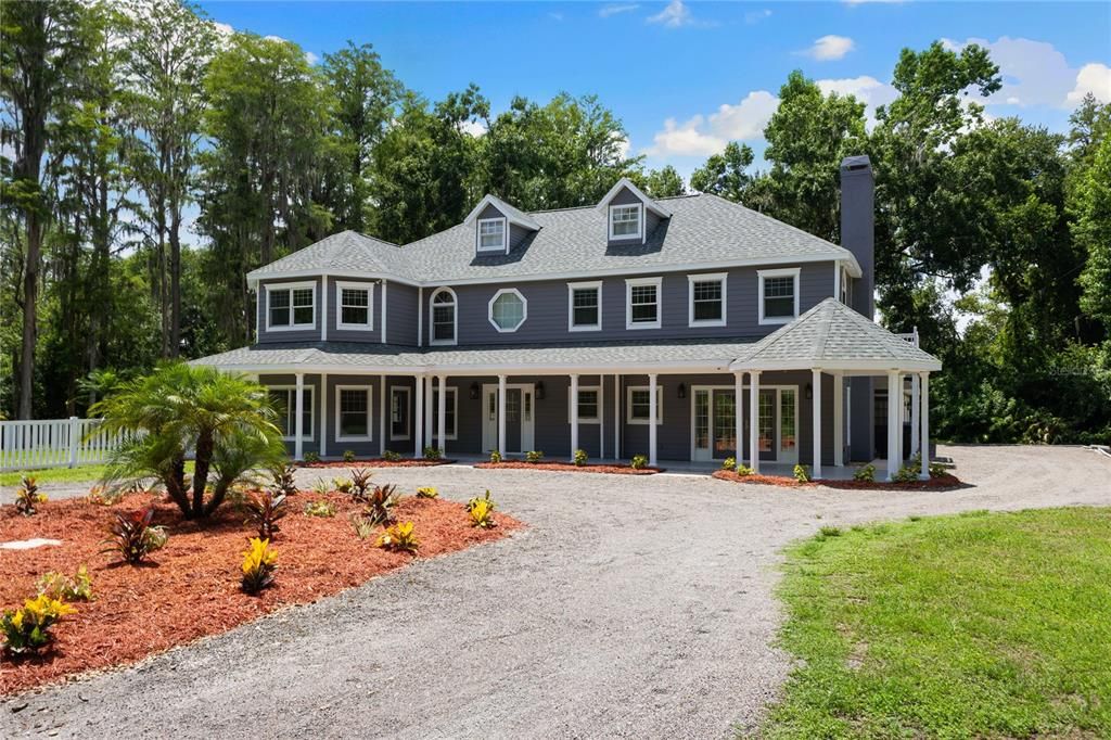 For Sale: $1,395,000 (4 beds, 3 baths, 4071 Square Feet)