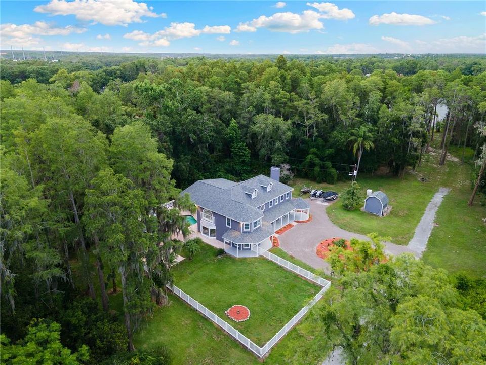 For Sale: $1,395,000 (4 beds, 3 baths, 4071 Square Feet)