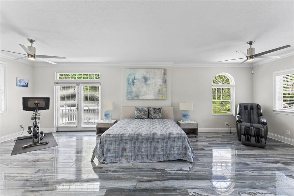 For Sale: $1,395,000 (4 beds, 3 baths, 4071 Square Feet)