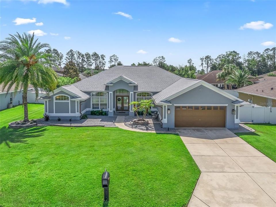 Недавно продано: $435,000 (4 спален, 3 ванн, 2360 Квадратных фут)