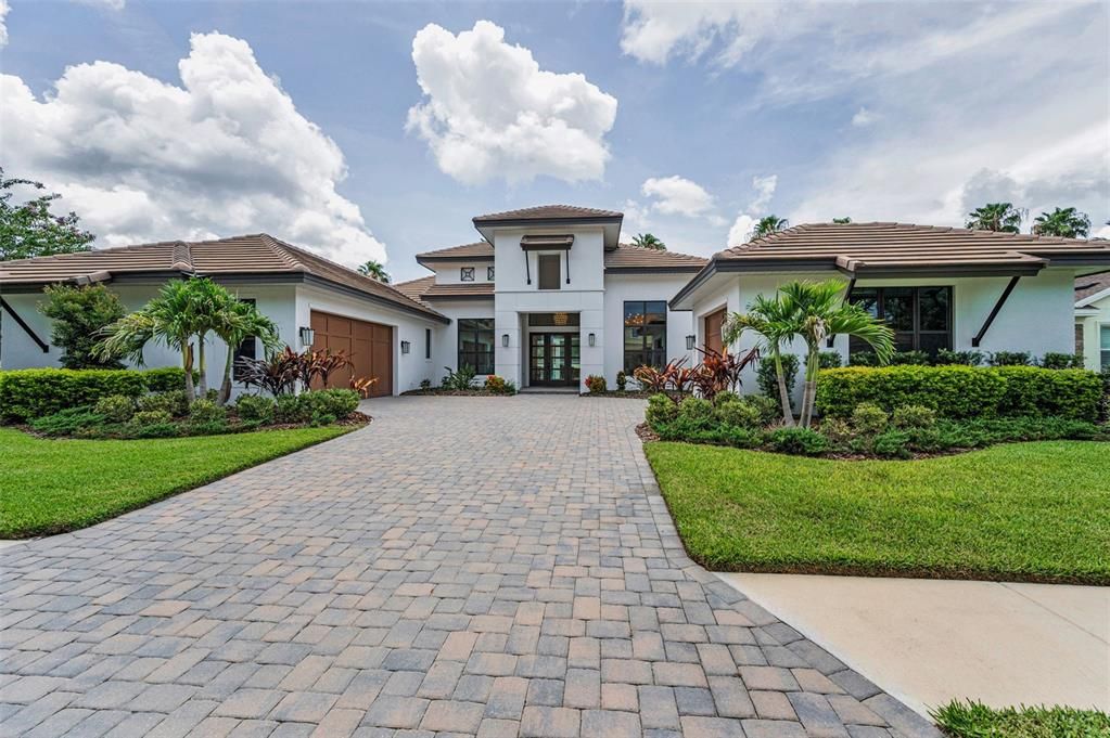 待售: $1,629,900 (4 贝兹, 4 浴室, 3835 平方英尺)