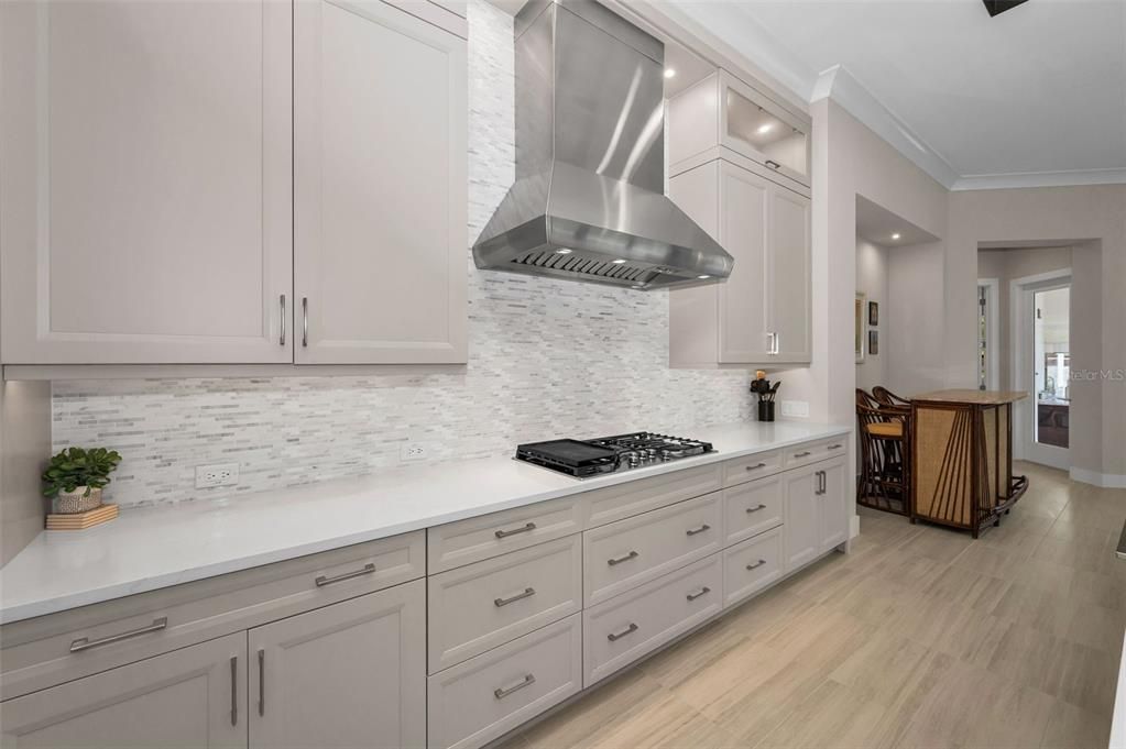 待售: $1,629,900 (4 贝兹, 4 浴室, 3835 平方英尺)