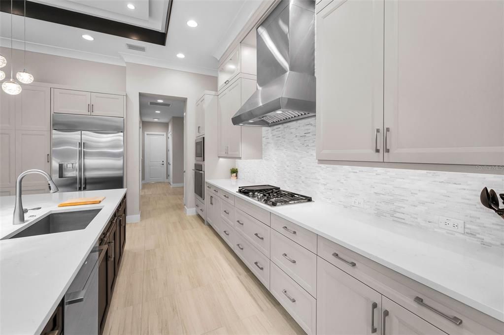 待售: $1,629,900 (4 贝兹, 4 浴室, 3835 平方英尺)