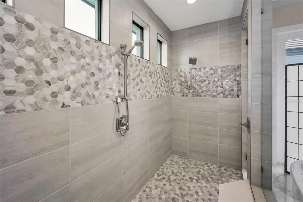 待售: $1,629,900 (4 贝兹, 4 浴室, 3835 平方英尺)