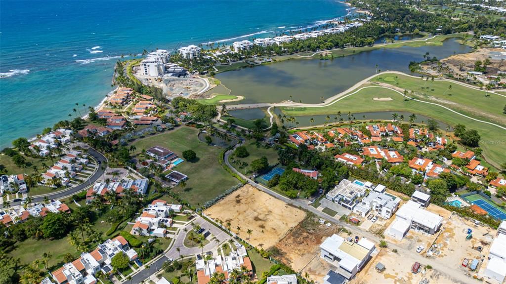 For Sale: $2,800,000 (0.49 acres)