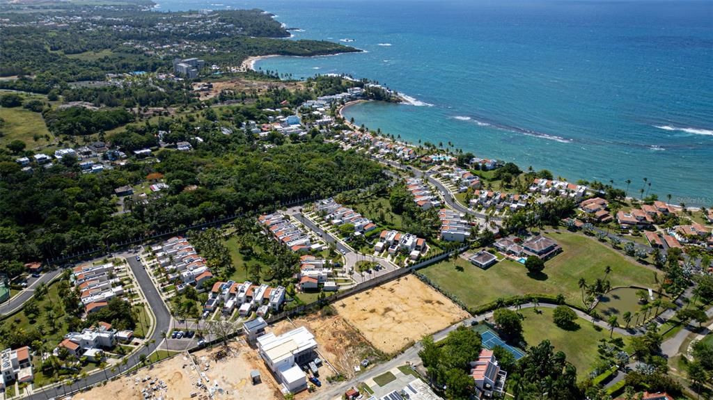 For Sale: $2,800,000 (0.49 acres)