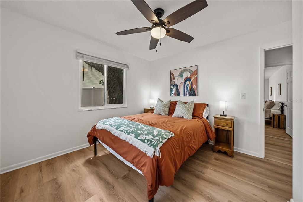 En Venta: $999,900 (4 camas, 3 baños, 2660 Pies cuadrados)