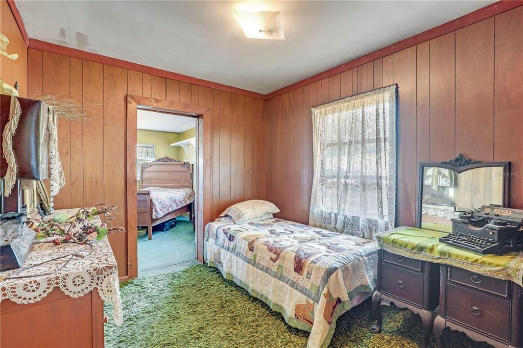 待售: $298,000 (2 贝兹, 1 浴室, 1039 平方英尺)