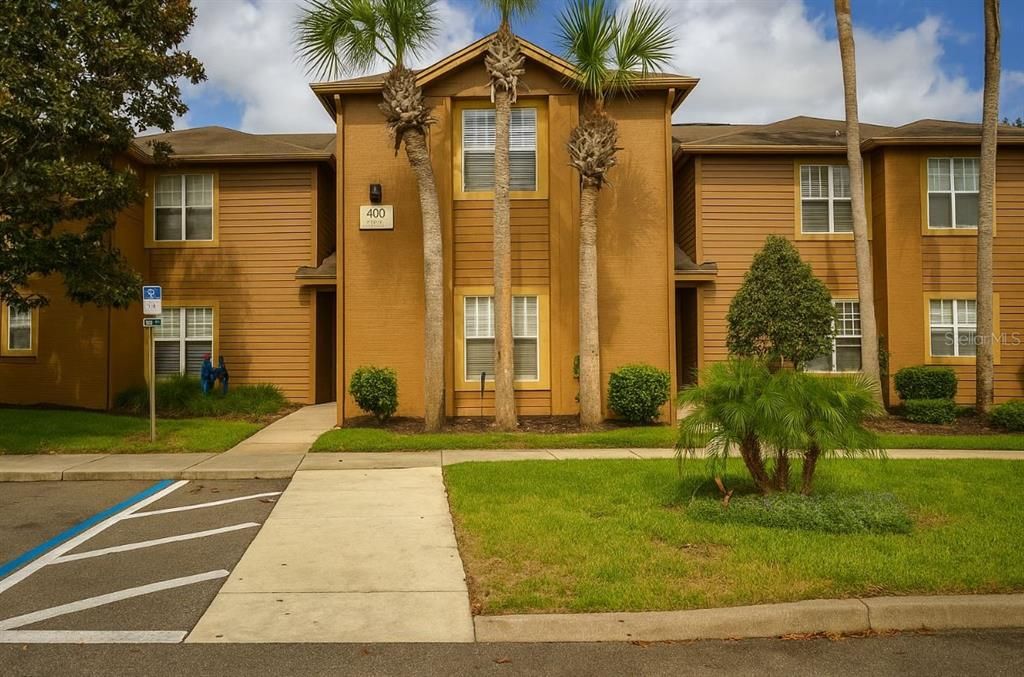 Recently Rented: $1,474 (2 beds, 2 baths, 1274 Square Feet)