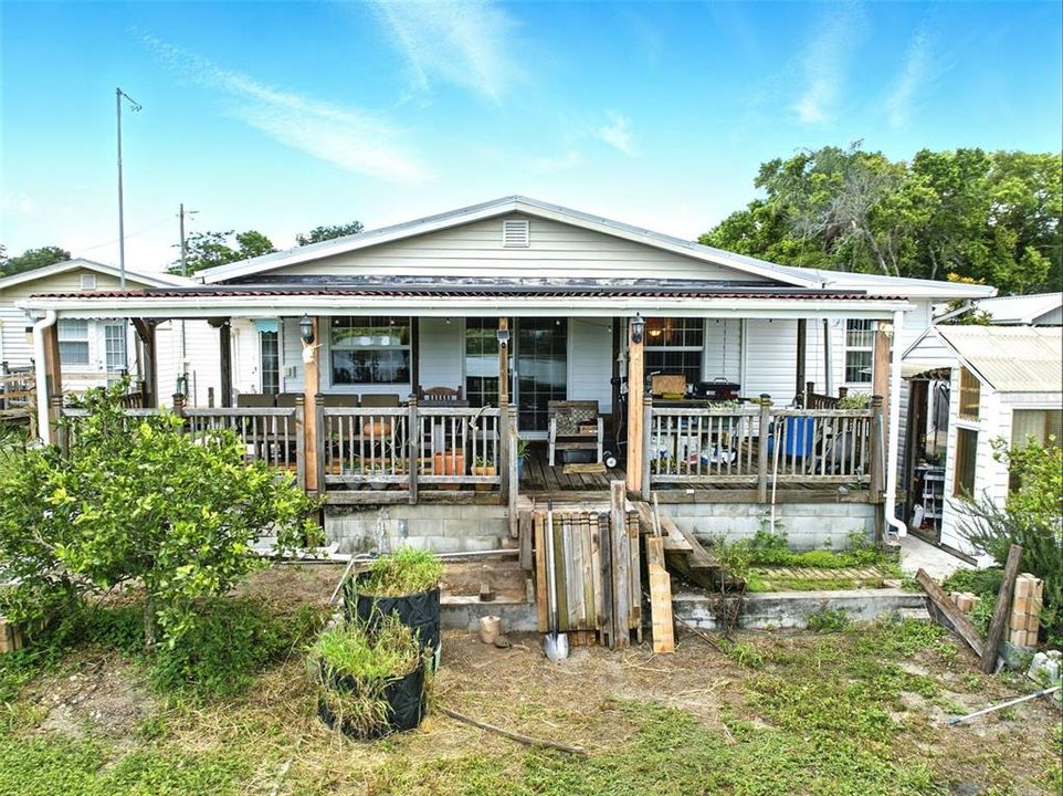 待售: $375,000 (5 贝兹, 5 浴室, 2374 平方英尺)