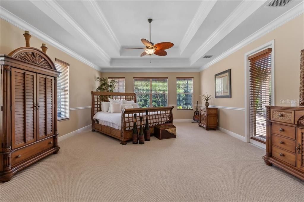 На продажу: $1,240,000 (4 спален, 4 ванн, 4896 Квадратных фут)