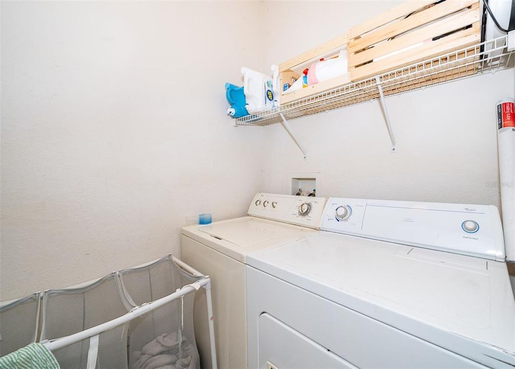 待售: $175,000 (1 贝兹, 1 浴室, 782 平方英尺)