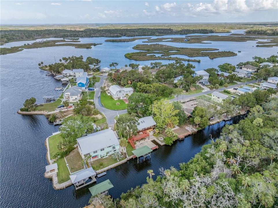 На продажу: $499,000 (2 спален, 2 ванн, 1125 Квадратных фут)